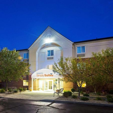 Sonesta Simply Suites Detroit Трой Экстерьер фото