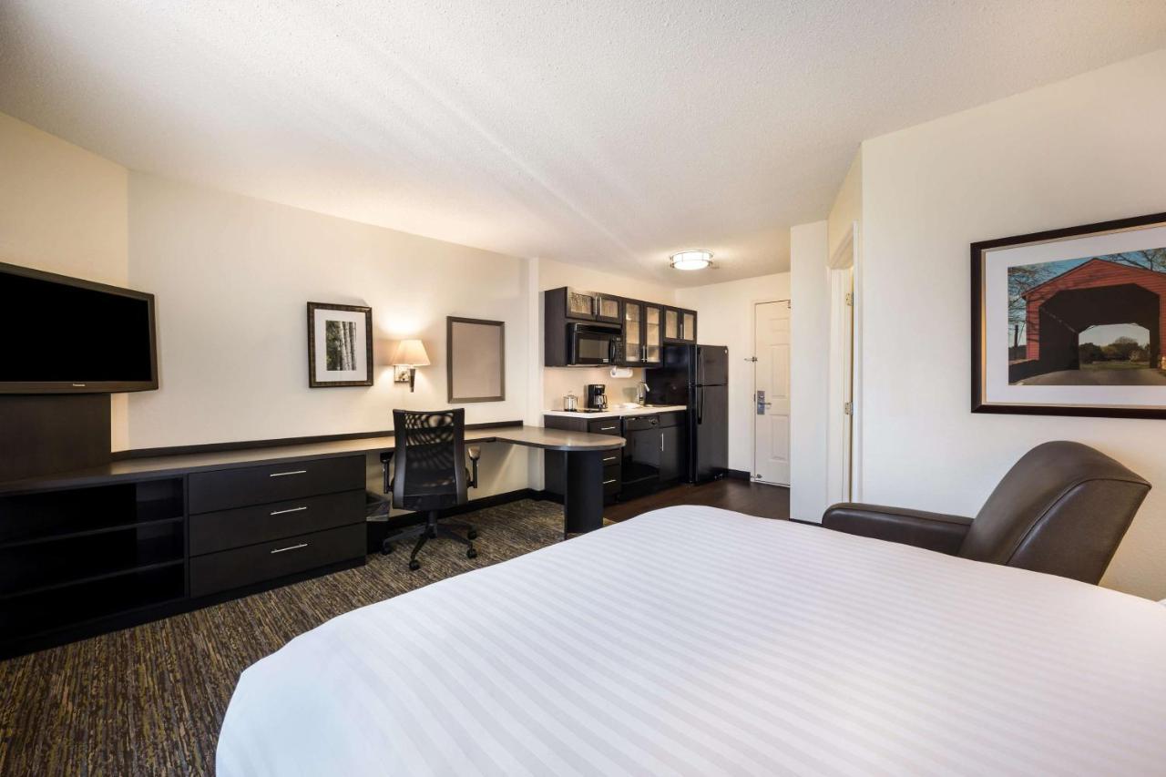 Sonesta Simply Suites Detroit Трой Экстерьер фото