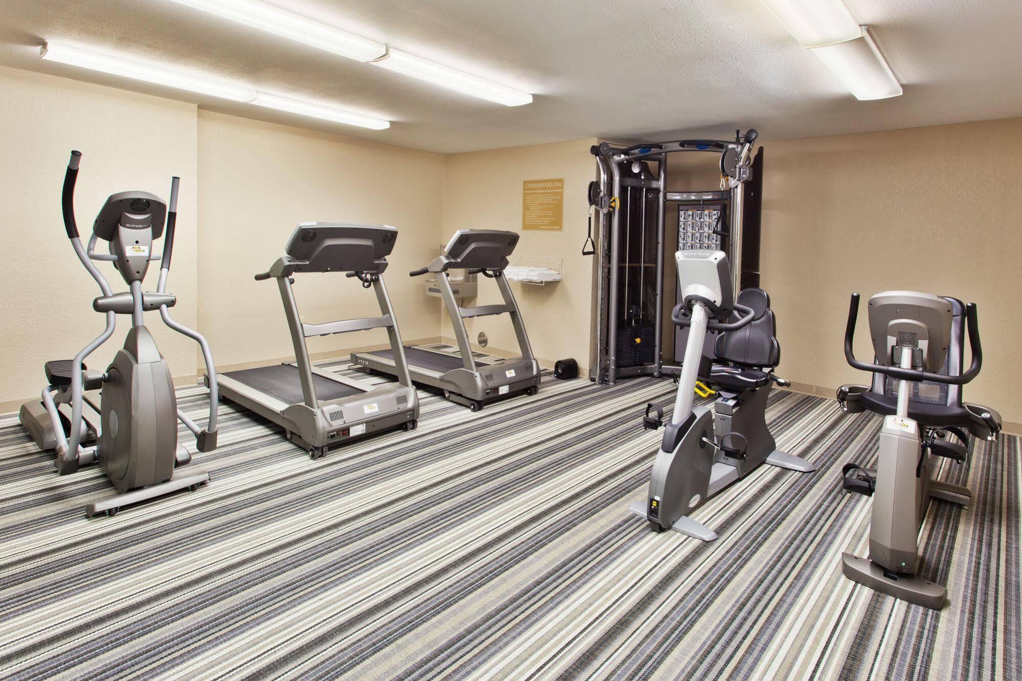 Sonesta Simply Suites Detroit Трой Экстерьер фото